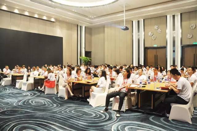 星艺装饰2017年度华北区域设计师家训在天津举行